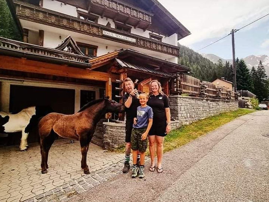 Henk met zijn gezin in Mallnitz