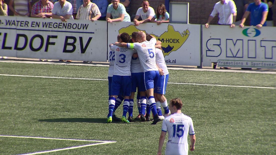 Hoek pakt leiding in periode weer over