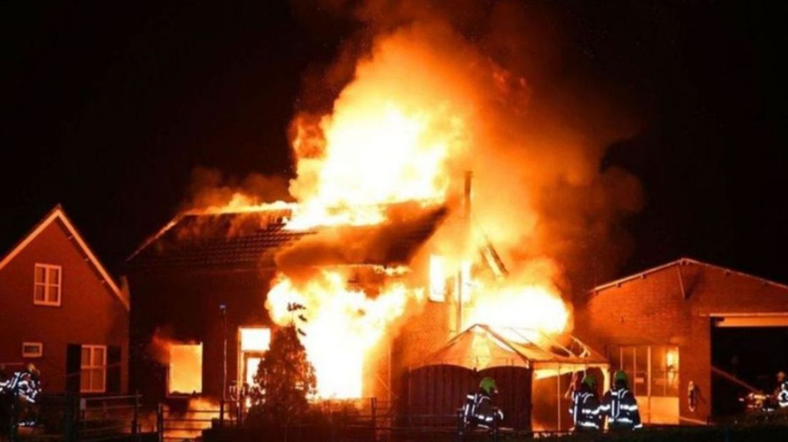 Aanslag op woning in Hedel