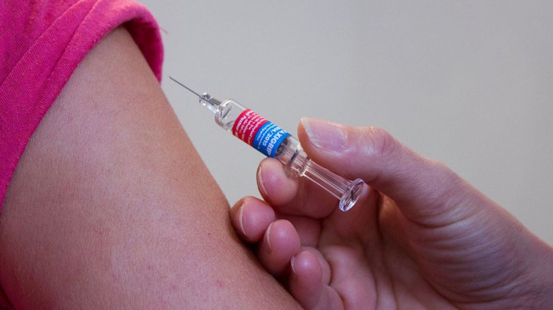 vaccin naald prik inenten foto pixabay