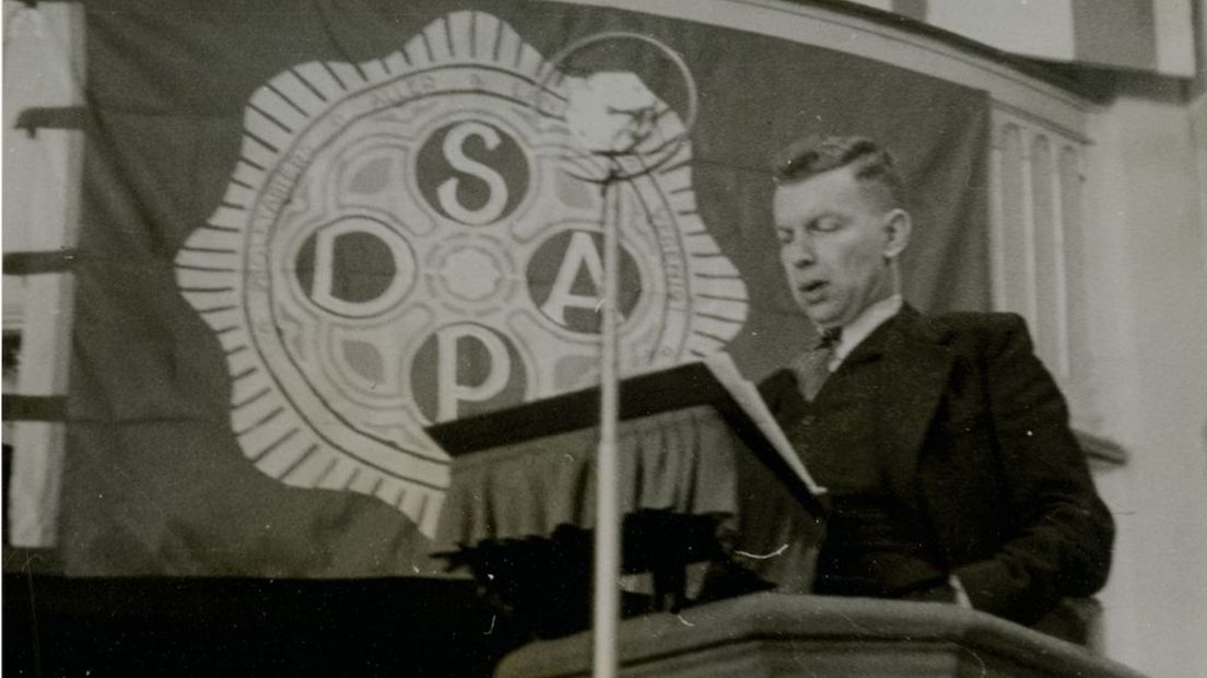Stuuf Wiardi Beckman in 1937