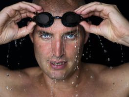 Olympisch zwemmer Maarten van der Weijden na maagbloeding: "Het herstel gaat voorspoedig"