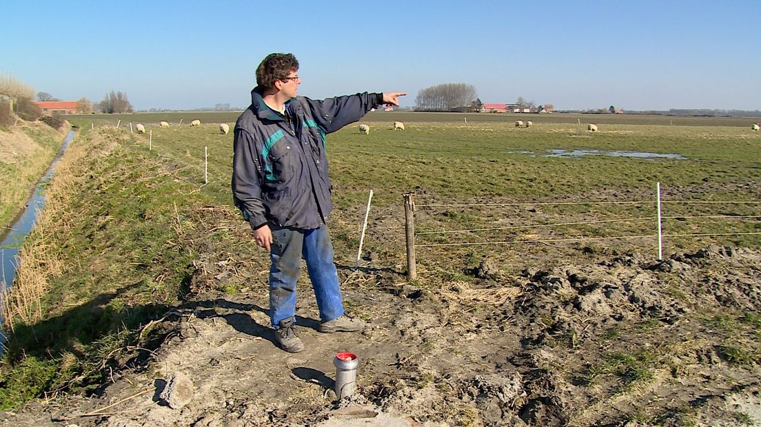 Vlasboer Peter is dit jaar op de droogte voorbereid