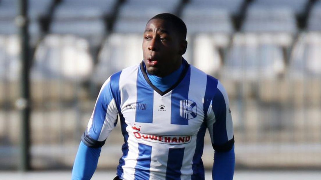 Kelvin Maynard in het shirt van Quick Boys