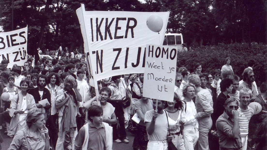 Demonstranten tijdens Roze Zaterdag in 1982