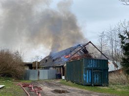 Brân yn wenning mei asbest yn Twizelerheide