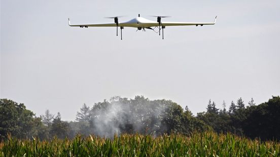 'Debuut' voor blusdrone van Hogeschool Saxion: "Veel goedkoper dan een helikopter"