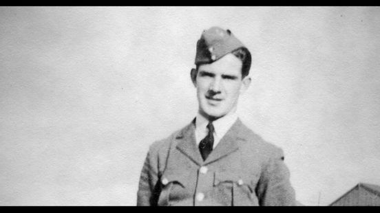 Het verhaal van Mervyn, de Britse piloot die neergeschoten werd boven de Liemers