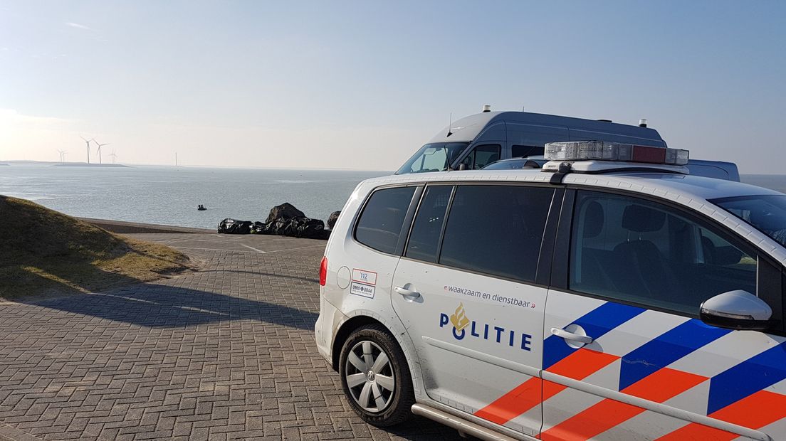 Zoekactie bij Oosterscheldekering