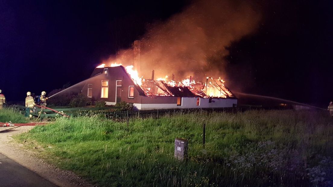 Brand in een boerderij aan de Hollanderbroeksestraat.