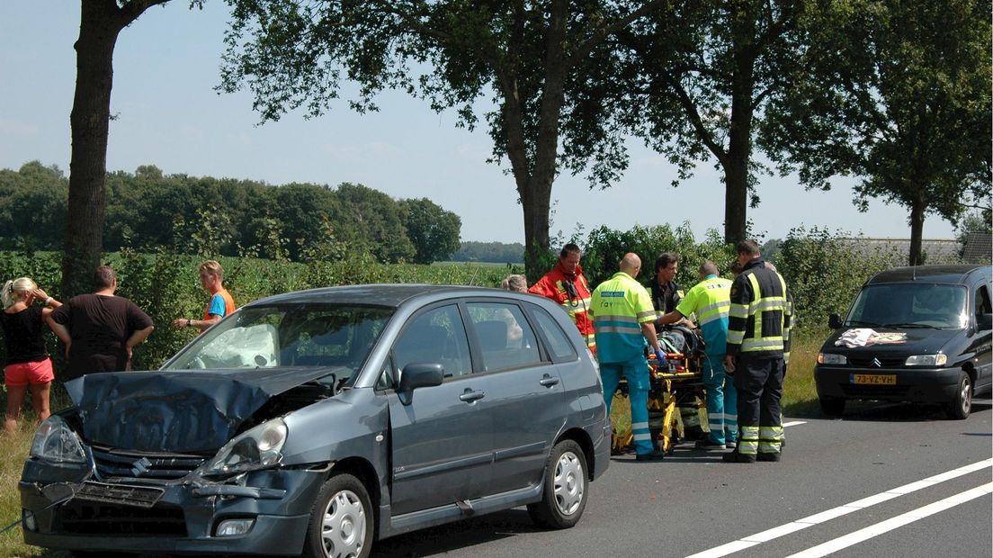 Gewonde naar ziekenhuis gebracht