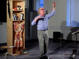 Ouderenverzorger maakt dementie bespreekbaar in het theater: 'Ik haat het D-woord'