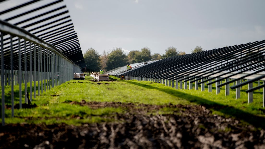 Gedeputeerde Staten wil de verantwoordelijkheid voor zonne- en windparken bij de gemeenten neerleggen (Rechten: archief RTV Drenthe)