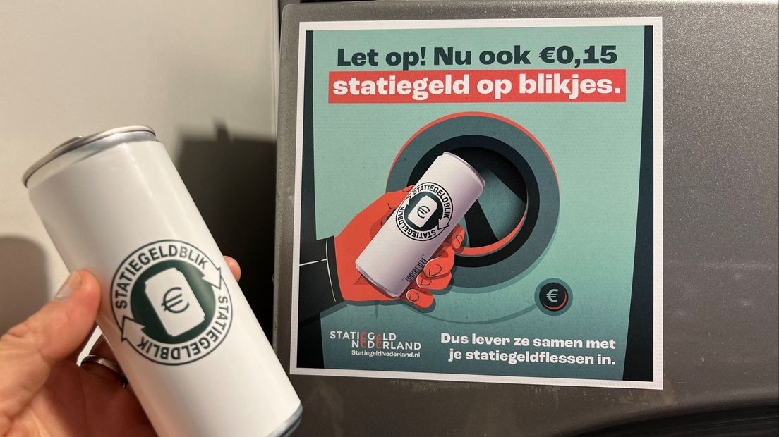 De blikjes met statiegeld zijn te herkennen aan dit logo