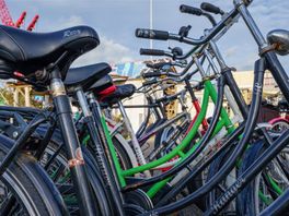 Vluchtelingen krijgen fietsen zodat er minder gestolen wordt in Kampen