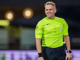 Alex Bos arbiter bij FC Utrecht - Go Ahead Eagles