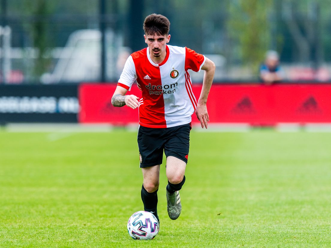 Bernardo Silva in actie namens Feyenoord als stagespeler (Bron: VK Sportphoto - Yannick Verhoeven)