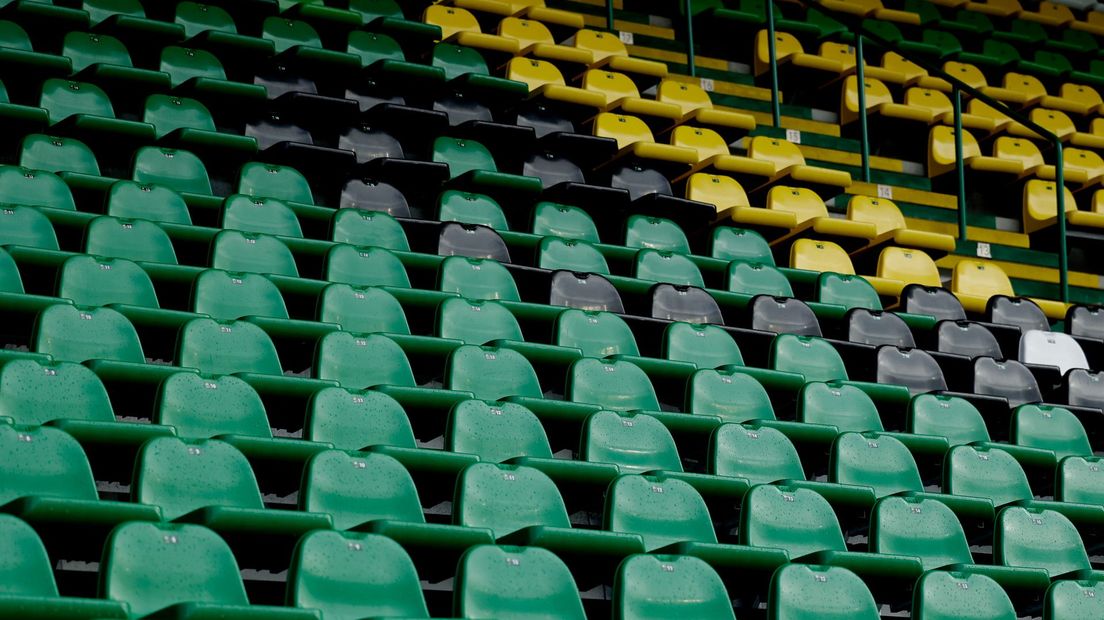 De stoeltjes in het stadion zullen op 14 augustus leeg zijn