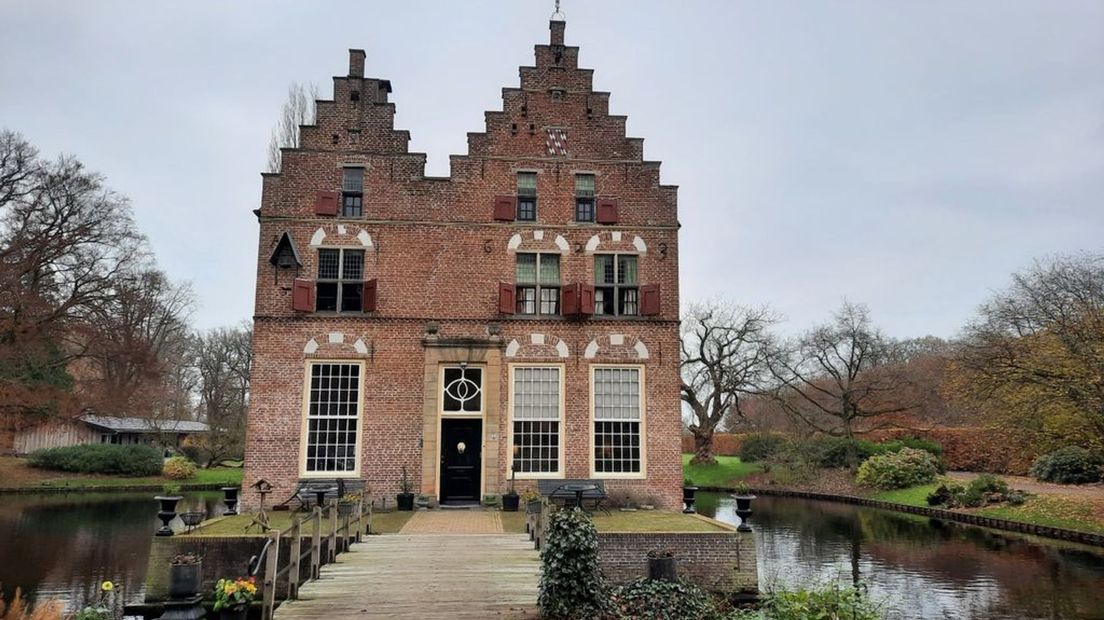Kasteel Vosbergen vanaf de voorzijde