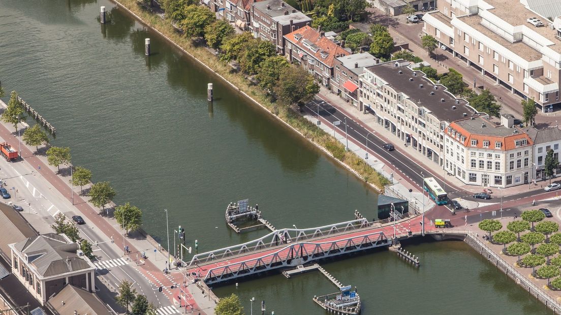 De Stationsbrug in Middelburg
