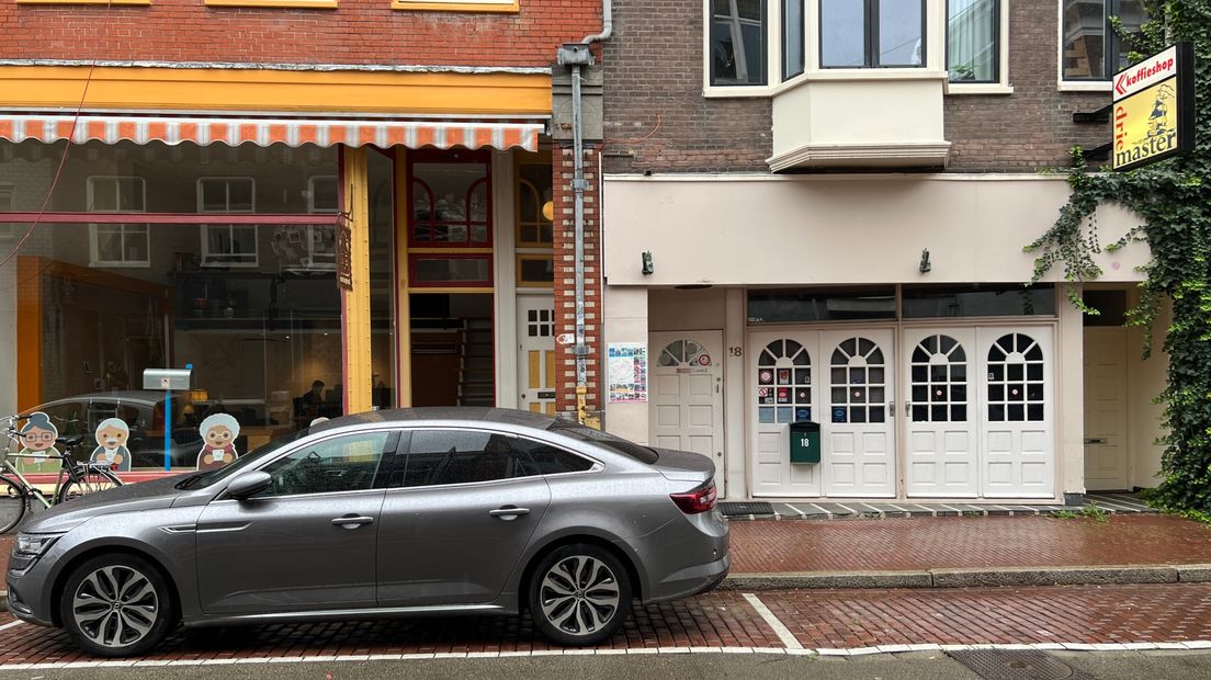Coffeeshop De Driemaster aan de Nieuweweg in Stad