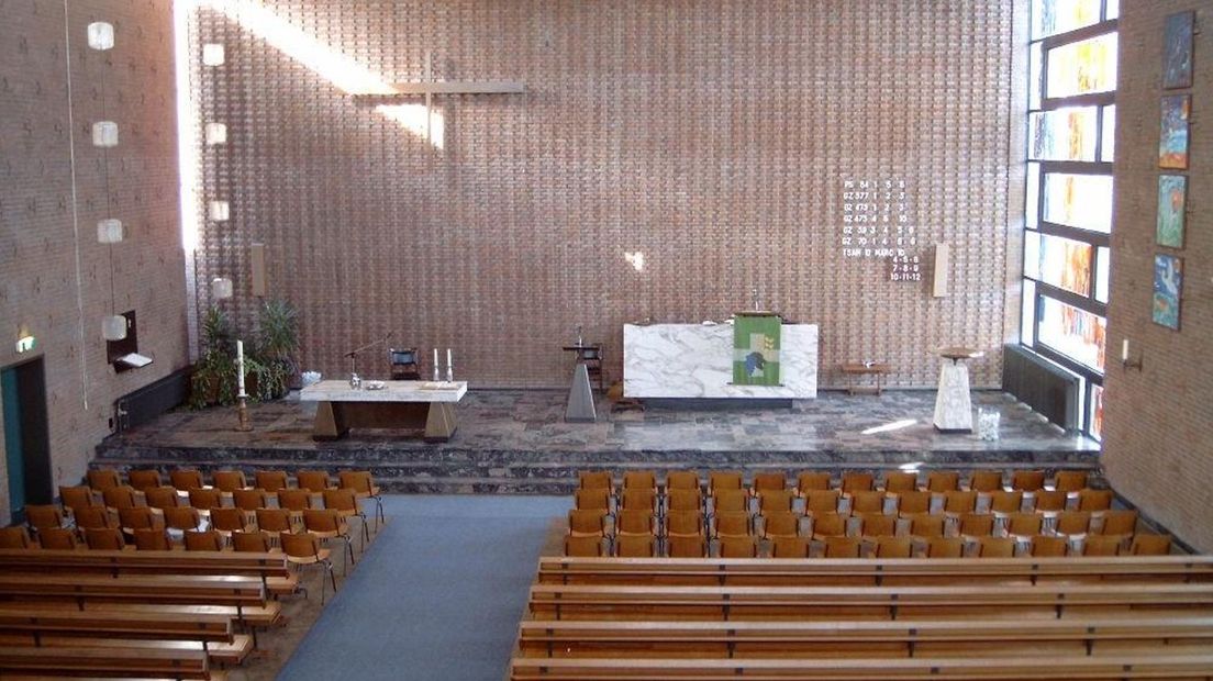kerkzaal Pnielkerk Almelo