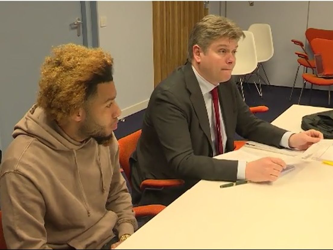 Tonny Vilhena en Feyenoord's huisjurist Joris van Benthem