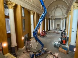 Van kerk naar nieuwe woningen in een oud jasje in 230 werkdagen