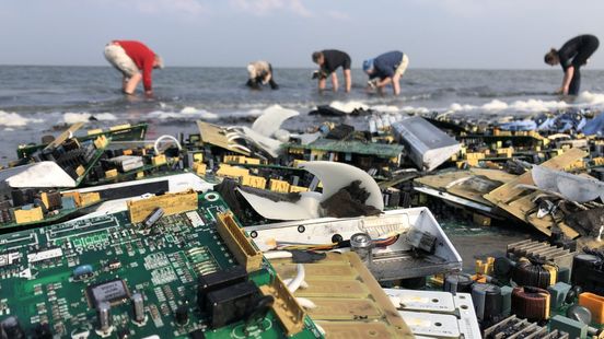 Onderzoeksraad: Reder MSC Zoe beveiligt schepen nu beter tegen overboord slaan containers