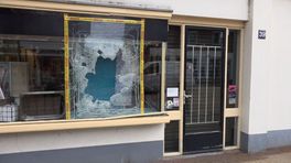 Aangeslagen juwelier ruimt puin: 'Dit doet wel wat met me'