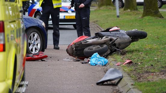 Scooterrijder gewond bij ongeluk in Annen.