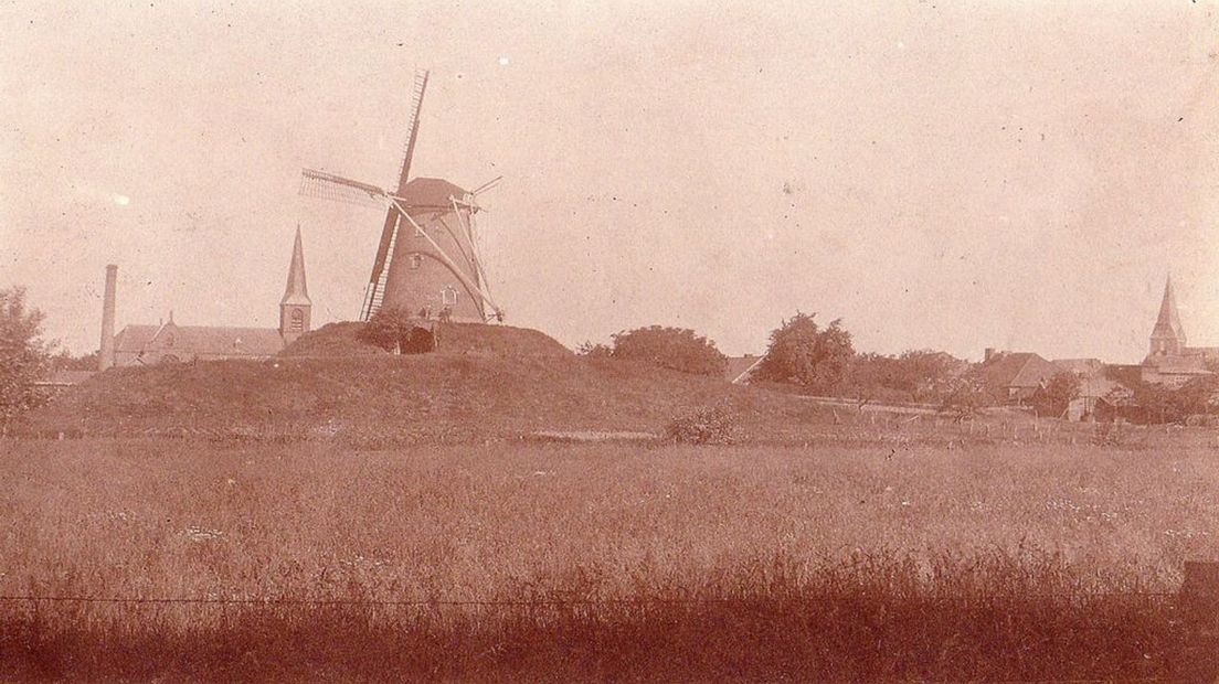 De molen in Bredevoort in de jaren 20