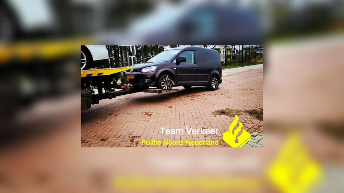 Te hard rijden, ongeldig rijbewijs en openstaande boetes politie neemt auto bestuurder in