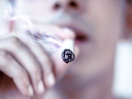 Barry rookte een pakje sigaretten per dag, maar stopte in Stoptober: 'Ik ben er heel blij mee'