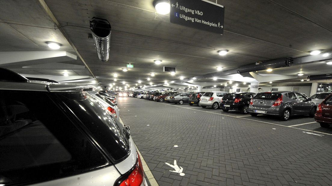 Gratis parkeren in Van Heekgarage beperkt