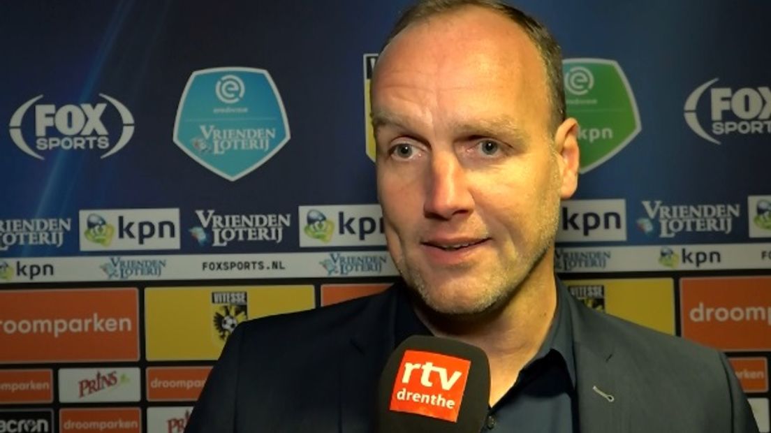 FC Emmen-trainer Dick Lukkien was trots op de vechtlust van zijn ploeg in Arnhem