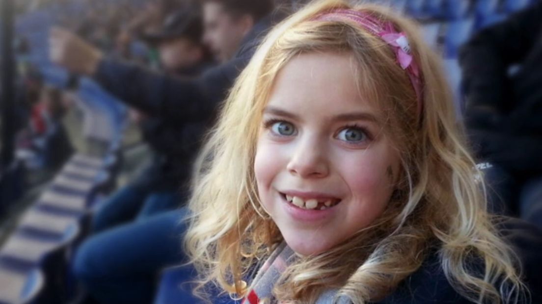 Sharleyne werd in de zomer van 2015 dood gevonden onderaan flat De Arend (Rechten: VARA/Zembla)