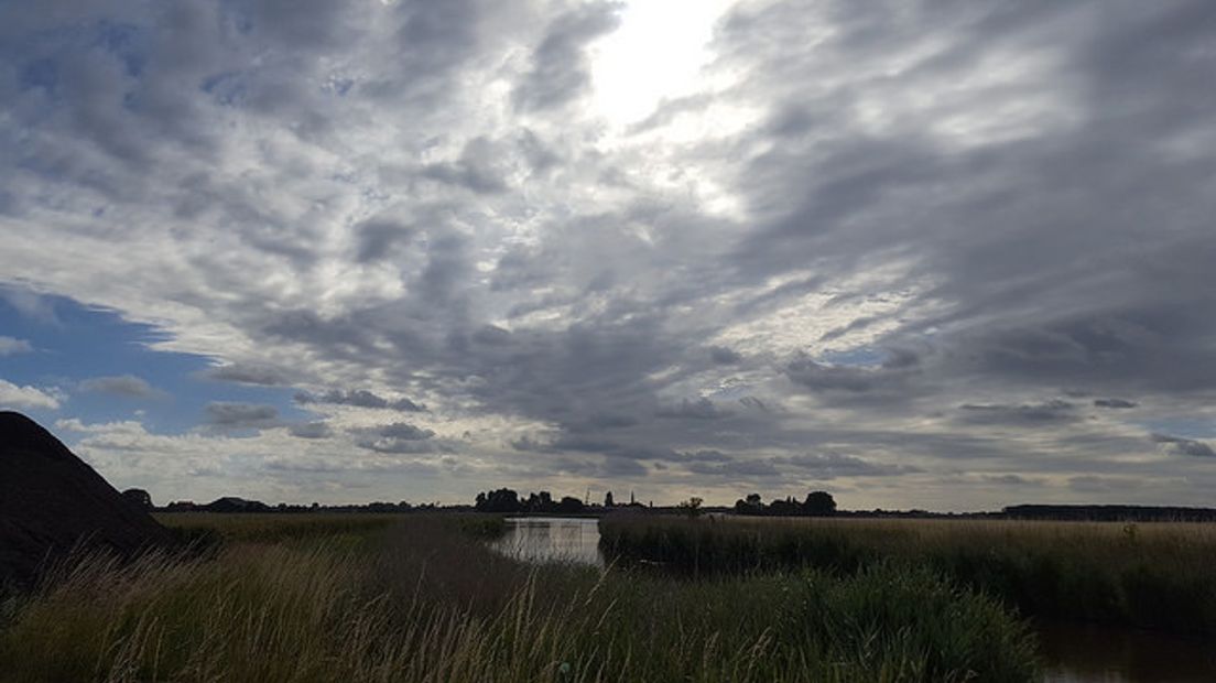 Wolkenluchten boven Middelburg