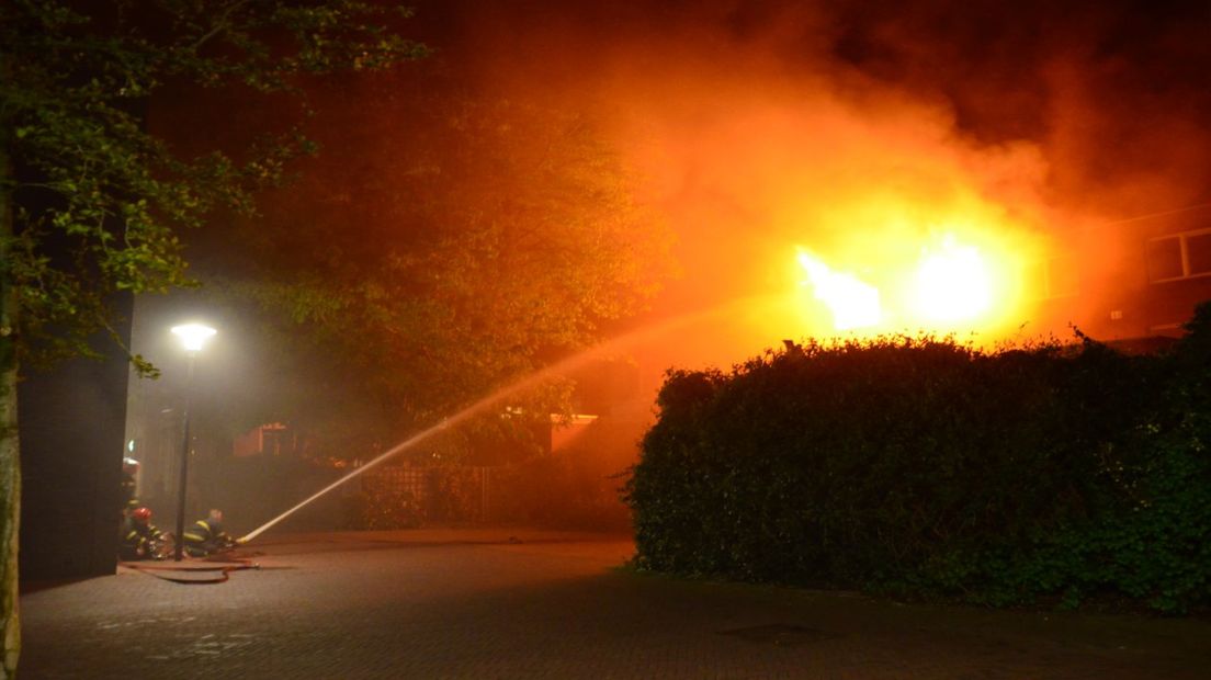 De brandweer probeerde te redden wat er te redden valt
