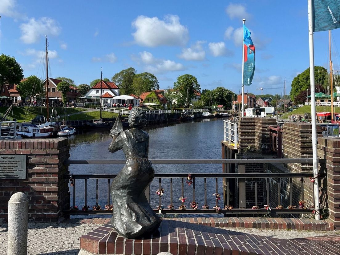 Holwerd aan Zee wil Friese politici het succesvolle Carolinensiel laten zien