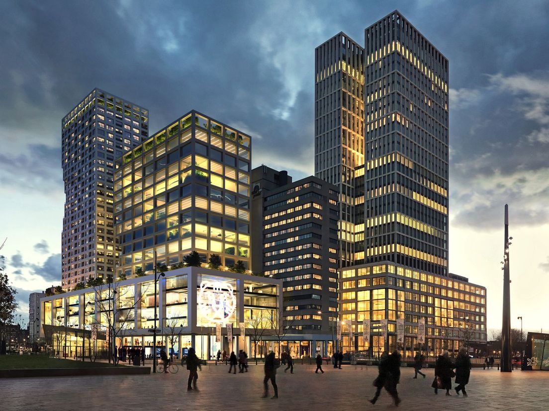 Modernist (linker blokken) gezien vanaf het plein van Rotterdam Centraal