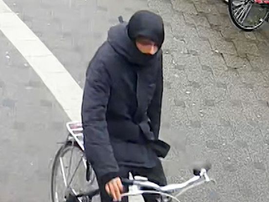 Vrouw (21) aangerand op trap van treinstation: 'Leven is in één klap veranderd'