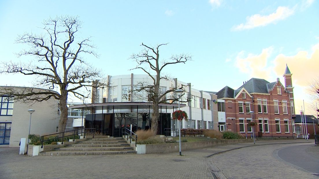 Het gemeentehuis in Uithuizen
