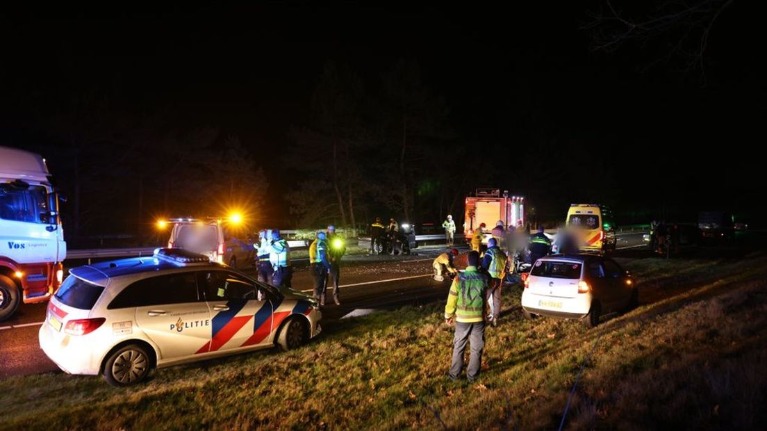 De snelweg is in de richting van Harderwijk afgesloten.