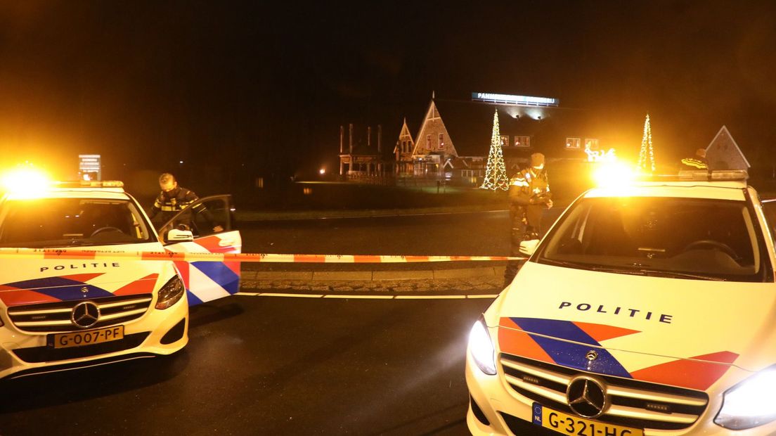 De politie zette de omgeving af