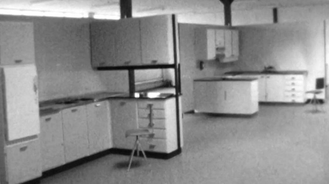 Moderne Bribus-keukens (1965)