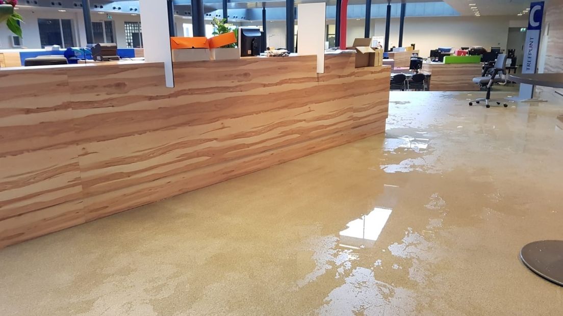 Publieksbalie gesloten wegens wateroverlast