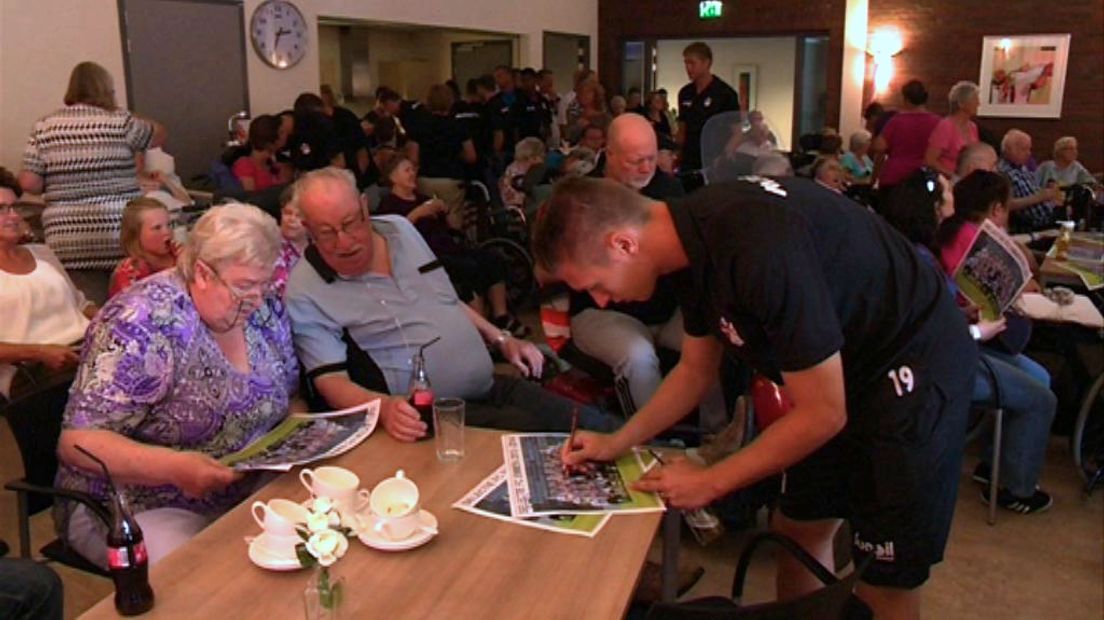 Wakker Emmen maakt zich zorgen over de toekomst van dorpshuizen