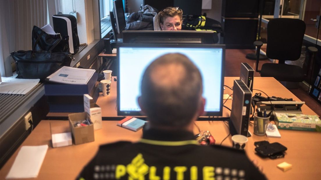 Afbeelding ter illustratie, dit zijn niet de agenten die betrokken waren bij het onderzoek
