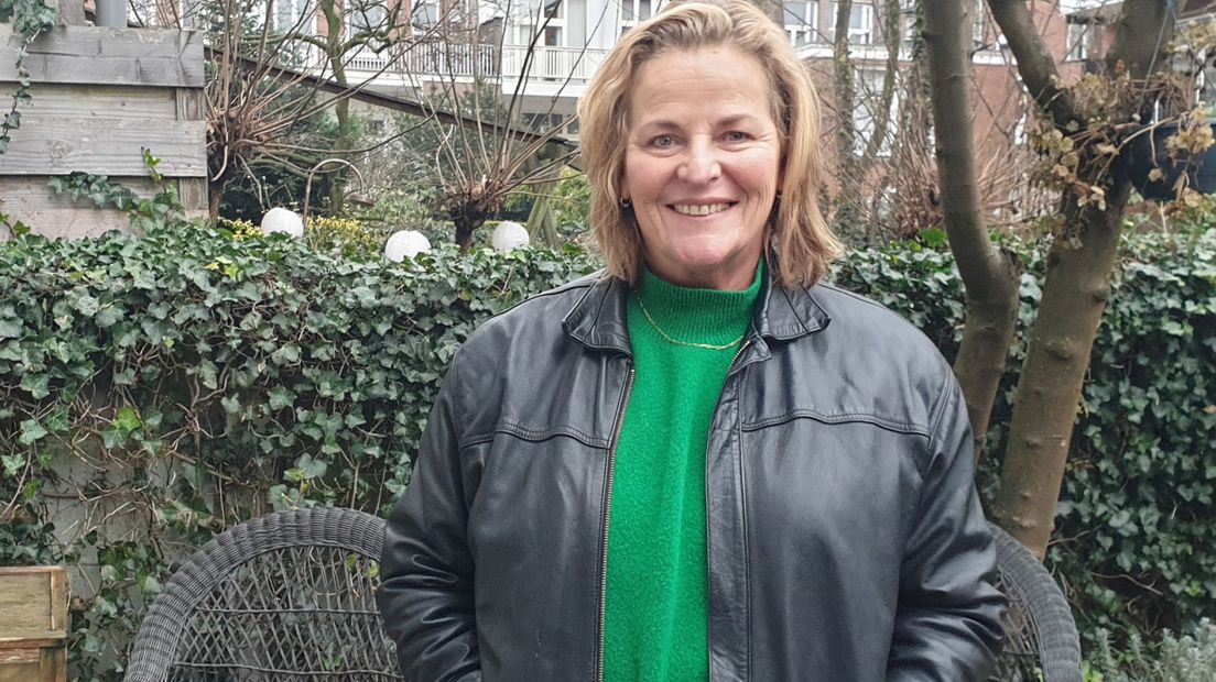 Elles de Bruin stelt zich kwetsbaar op in haar podcasts